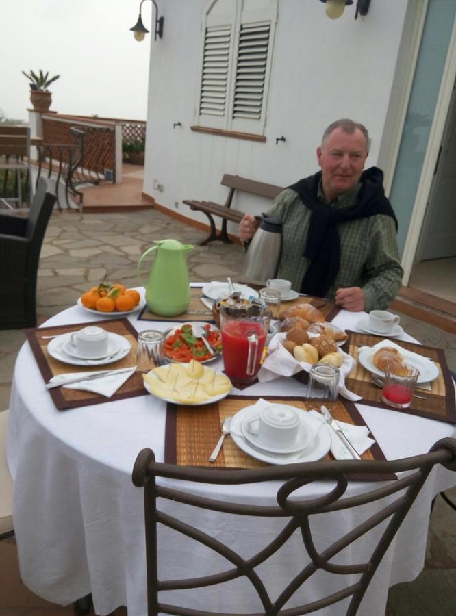 B&B Il Grappolo 아나카프리 외부 사진